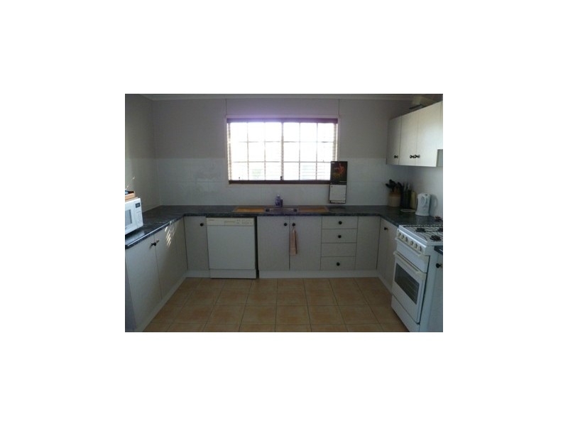 24 ELMER ST, Roma QLD 4455