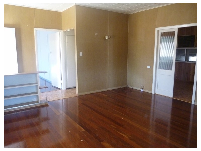 39 Quail Street, Longreach QLD 4730