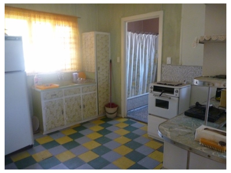 39 Quail Street, Longreach QLD 4730