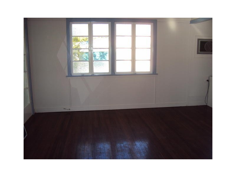 52 THISTLE STREET, Blackall QLD 4472