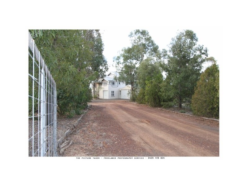 98 CORFE ROAD, Roma QLD 4455