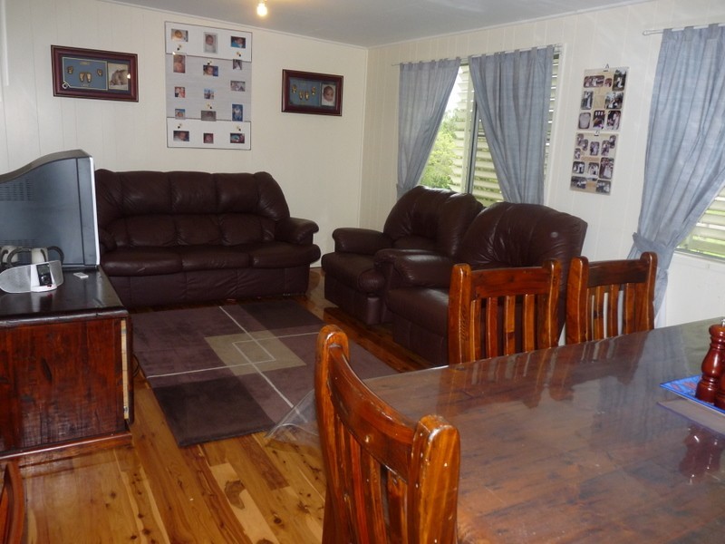 46 North Street, Taroom QLD 4420