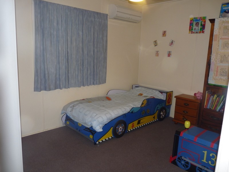 46 North Street, Taroom QLD 4420