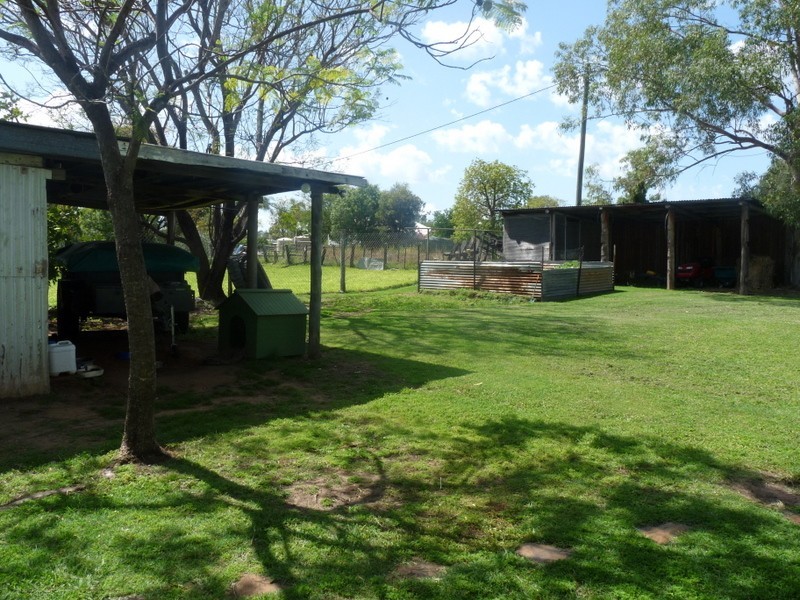 46 North Street, Taroom QLD 4420