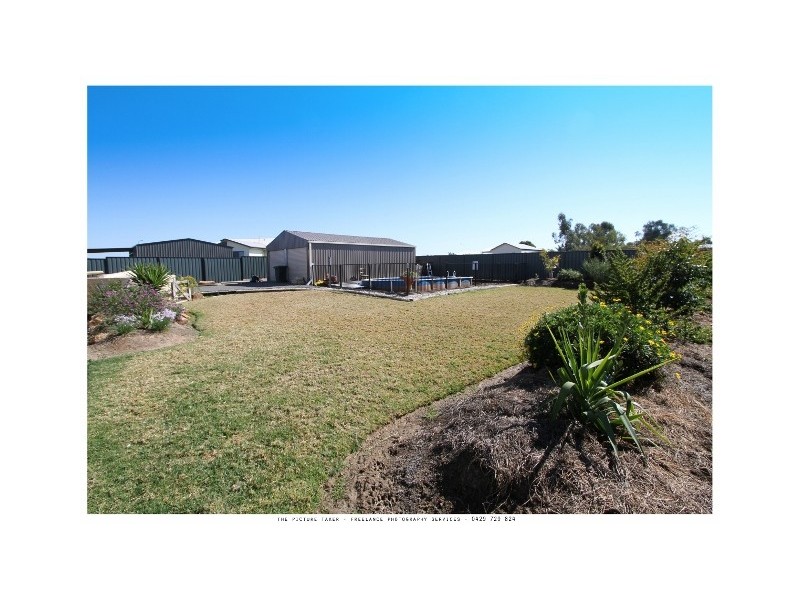 7 BEETSON DRIVE, Roma QLD 4455