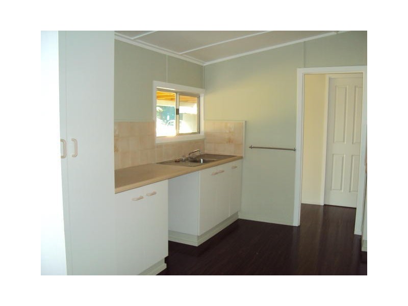 13 SHAMROCK STREET, Blackall QLD 4472