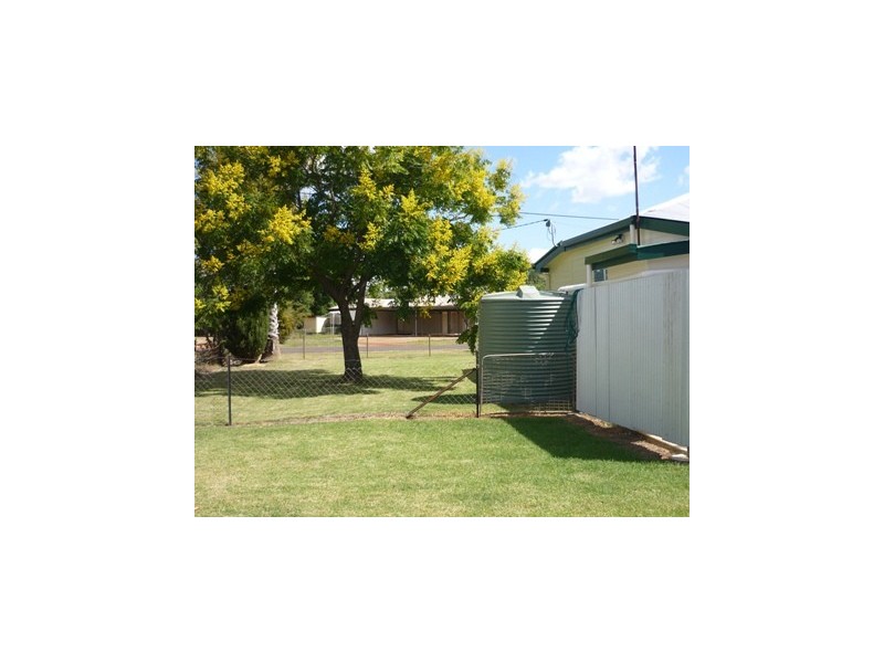 25 Kenny Lane, St George QLD 4487