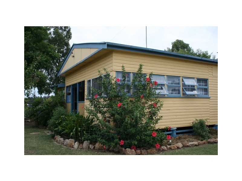 17 WILSON STREET, Condamine QLD 4416