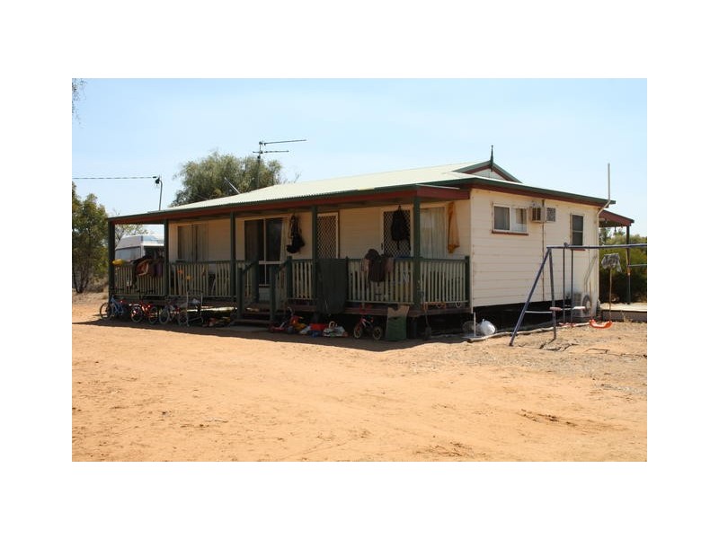 12056 ISISFORD  RD, Blackall QLD 4472