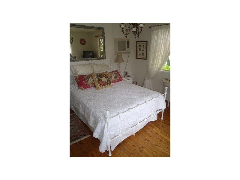 10 Church St, St George QLD 4487