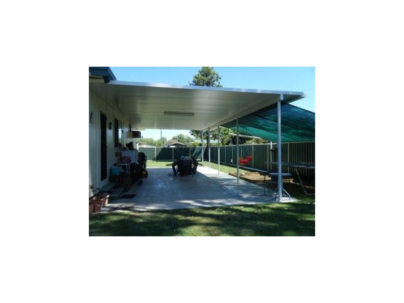 11 Wattle Drive, St George QLD 4487
