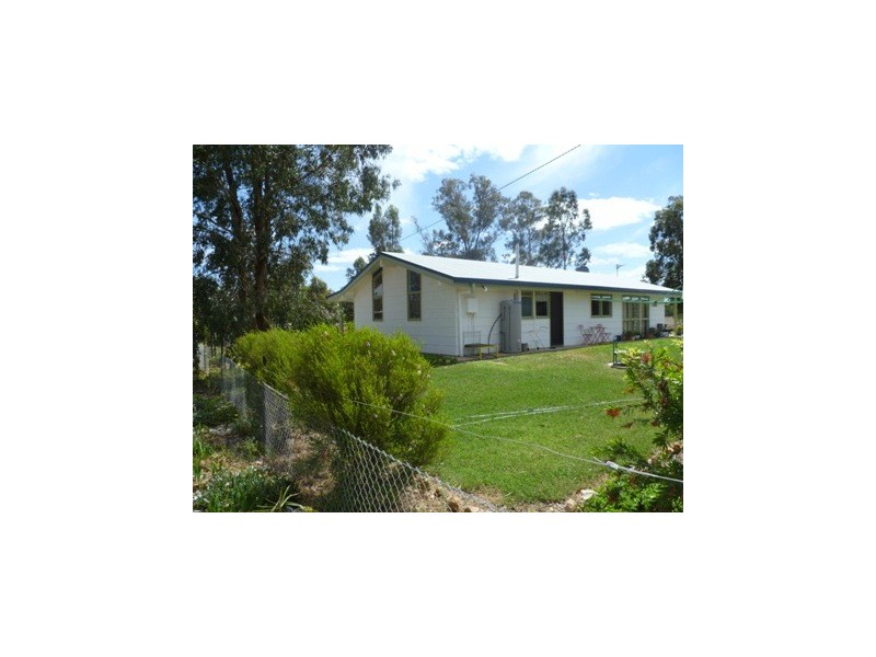 71 MCPHIE ST, Roma QLD 4455