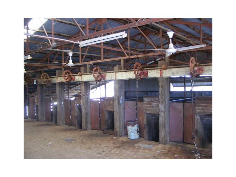 * CLOVER LAKES, Cunnamulla QLD 4490