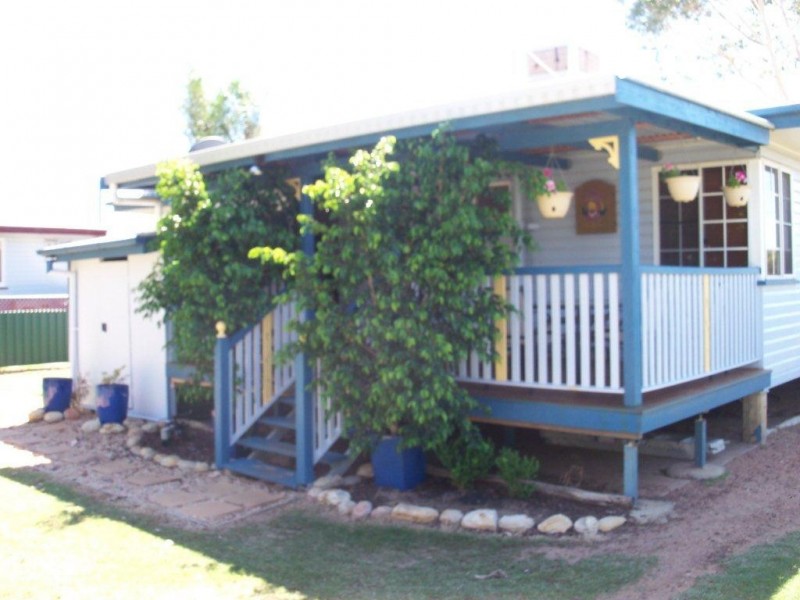 12 MIMOSA STREET, Blackall QLD 4472