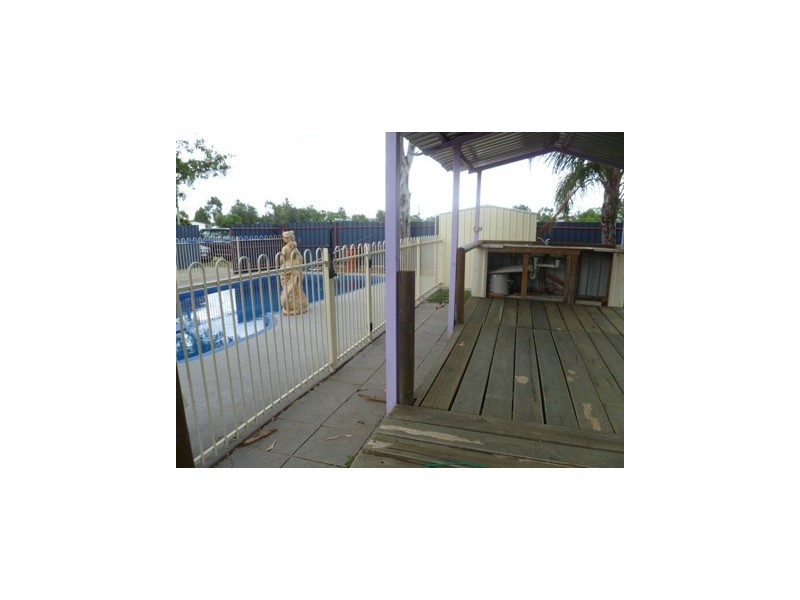 40 Arthur, Roma QLD 4455