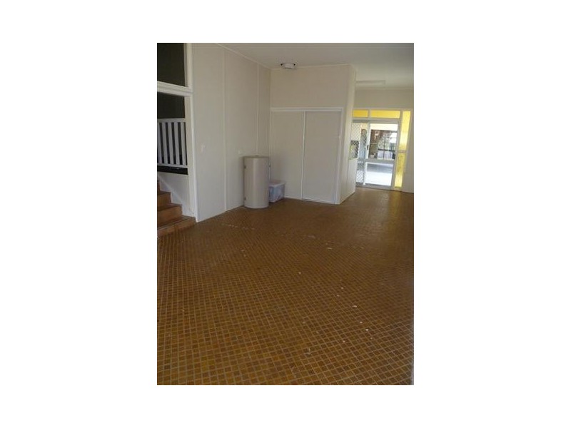 40 Arthur, Roma QLD 4455