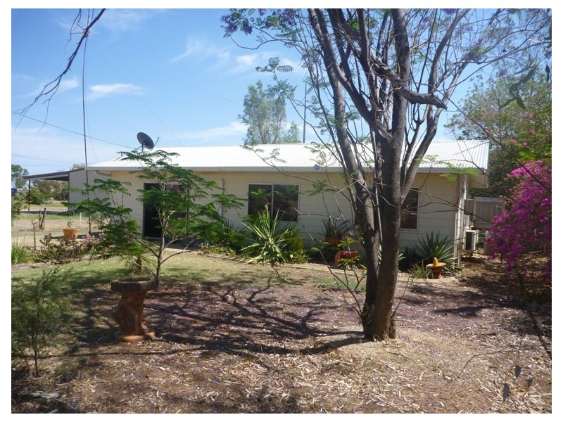 6 Torrs Road, Ilfracombe QLD 4727
