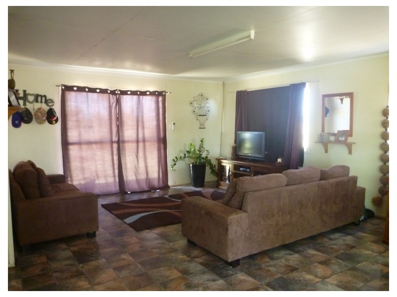 6 Torrs Road, Ilfracombe QLD 4727