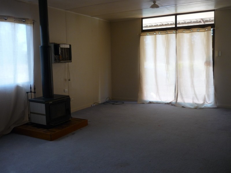 12 Boronia Avenue, St George QLD 4487