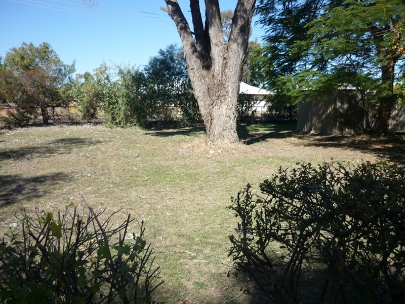 12 Boronia Avenue, St George QLD 4487