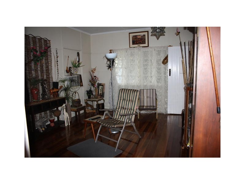 8 ROSE STREET, Blackall QLD 4472