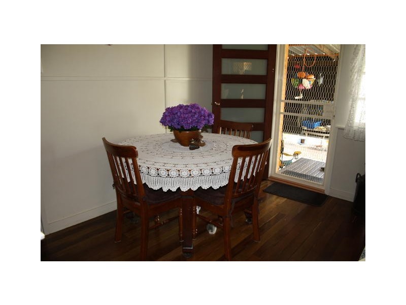 8 ROSE STREET, Blackall QLD 4472