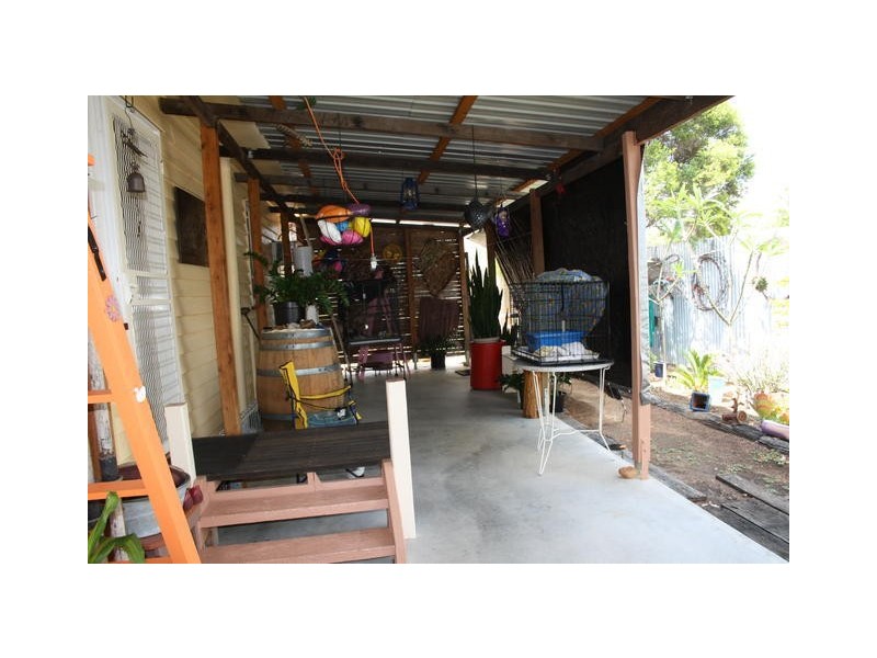 8 ROSE STREET, Blackall QLD 4472