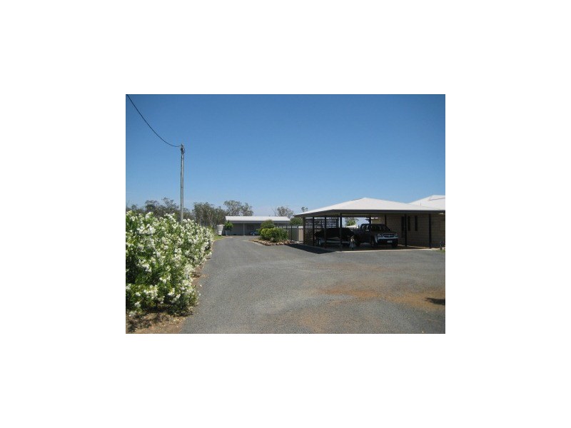 12 Southern Cross Drive, Dalby QLD 4405