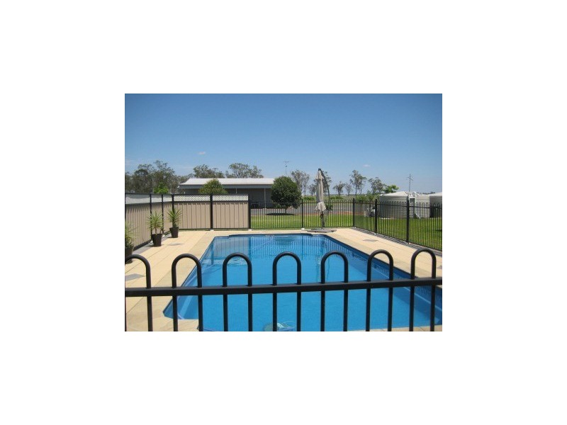 12 Southern Cross Drive, Dalby QLD 4405