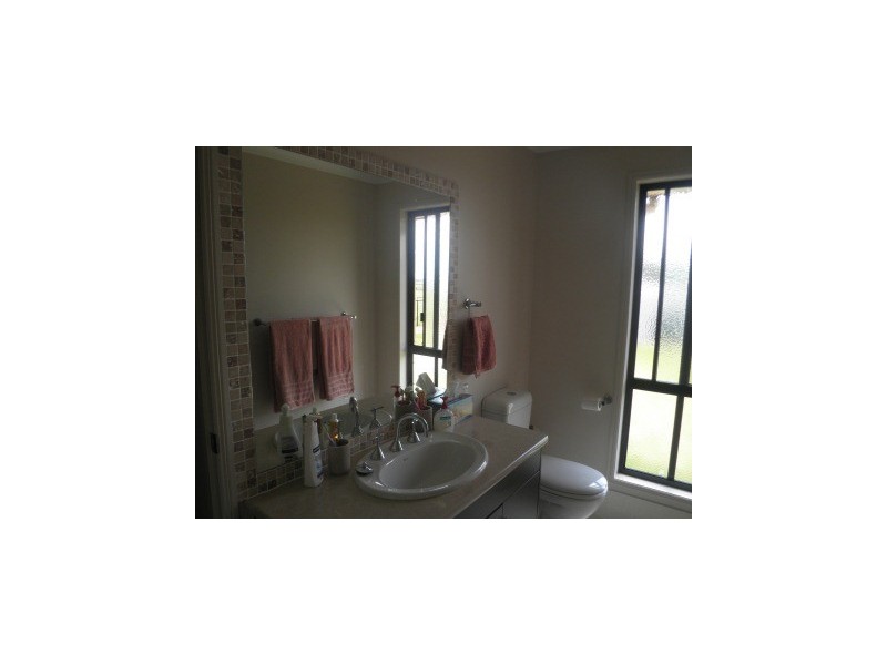 12 Southern Cross Drive, Dalby QLD 4405