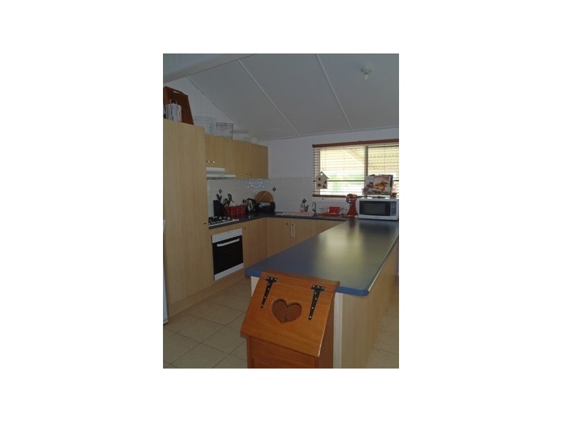 289-291  Alfred St, St George QLD 4487