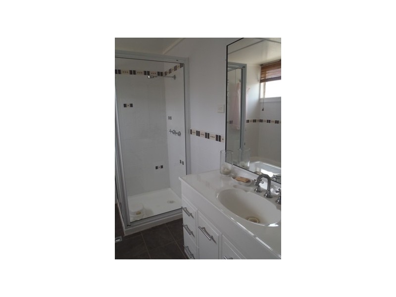 289-291  Alfred St, St George QLD 4487