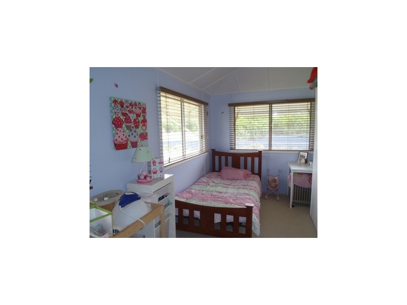 289-291  Alfred St, St George QLD 4487