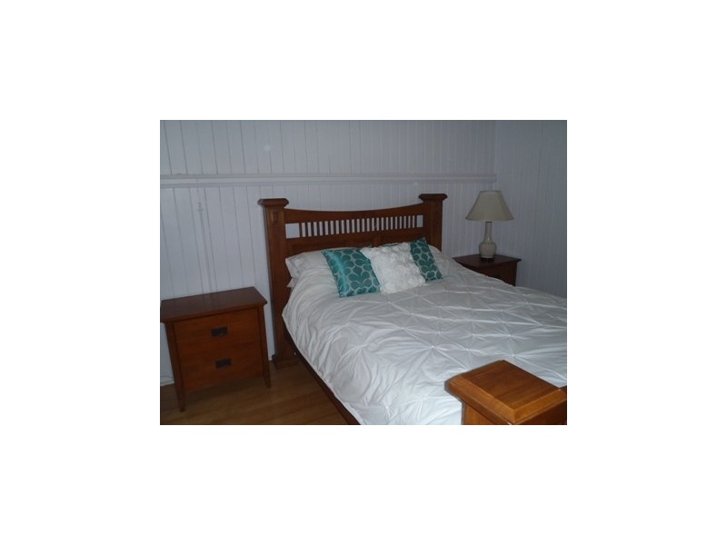 289-291  Alfred St, St George QLD 4487