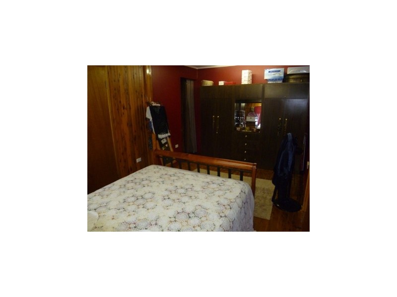 110 WILLIAM ST, Surat QLD 4417