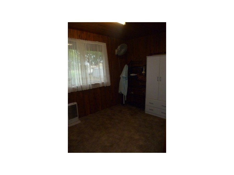 110 WILLIAM ST, Surat QLD 4417