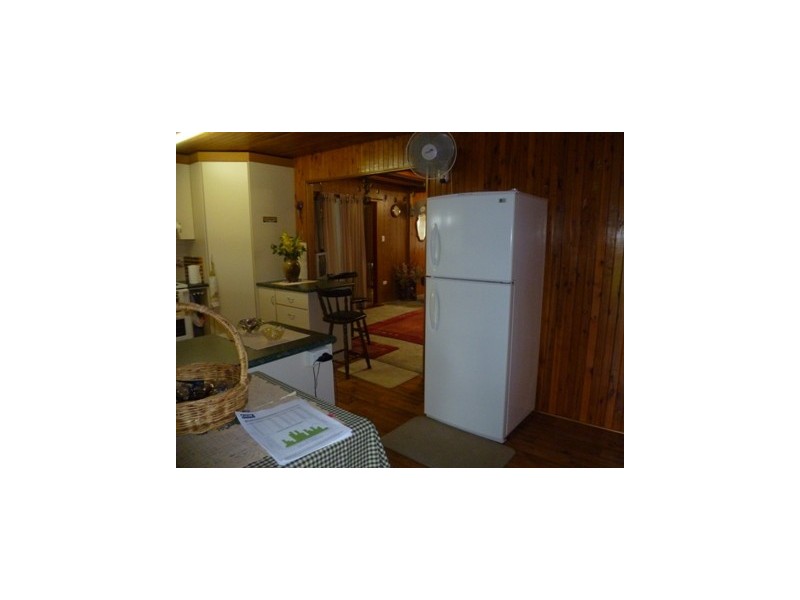 110 WILLIAM ST, Surat QLD 4417