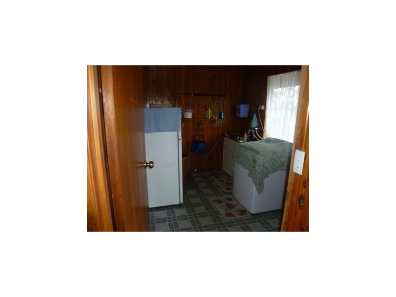 110 WILLIAM ST, Surat QLD 4417