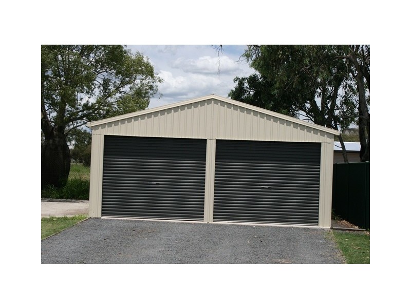 22 LYNAGH ST, Miles QLD 4415