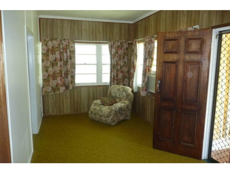 56 Albert Street, Goondiwindi QLD 4390