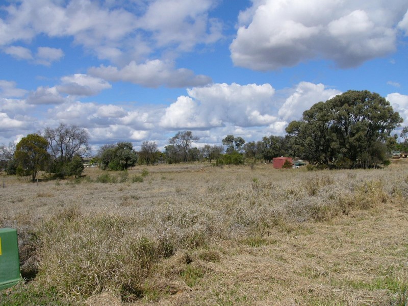 19 Clarke Street, Taroom QLD 4420