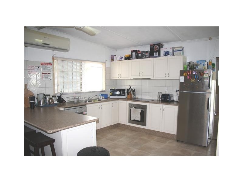 171 RAVENSBOURNE RD, Blackall QLD 4472