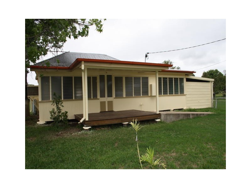 11 ROSE STREET, Blackall QLD 4472
