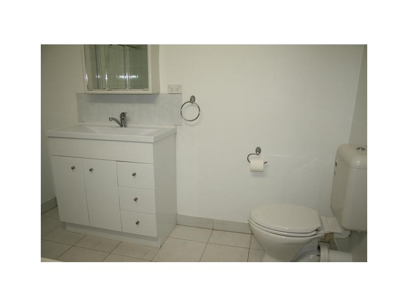 11 ROSE STREET, Blackall QLD 4472