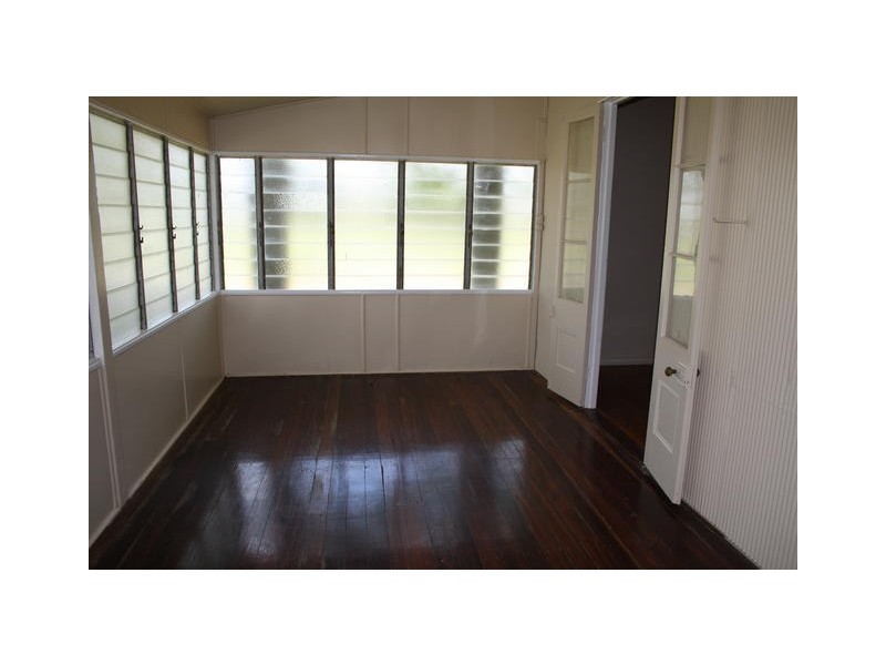 11 ROSE STREET, Blackall QLD 4472