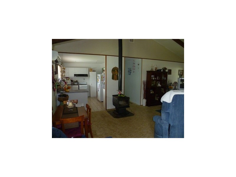 11 BEITZ, Roma QLD 4455