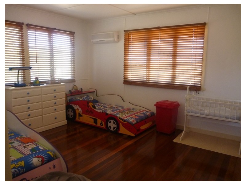 5 Leichardt Street, Ilfracombe QLD 4727