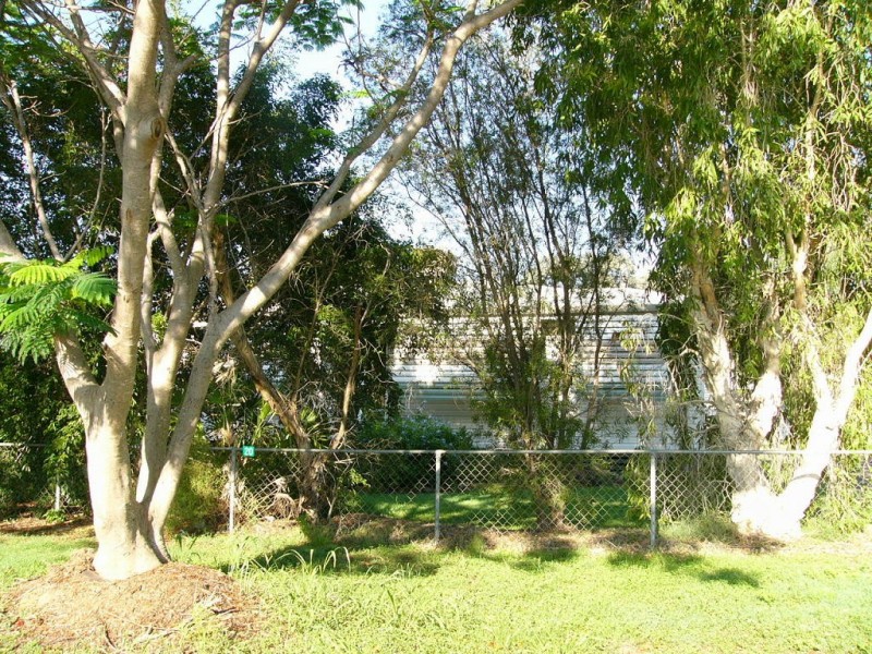 20 Wolsey Street, Taroom QLD 4420