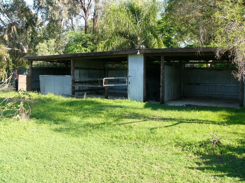 20 Wolsey Street, Taroom QLD 4420