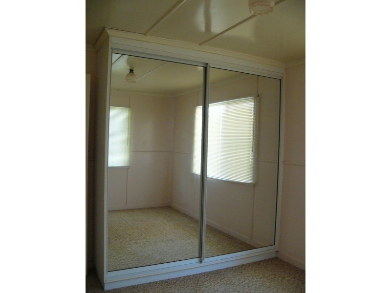 20 Wolsey Street, Taroom QLD 4420